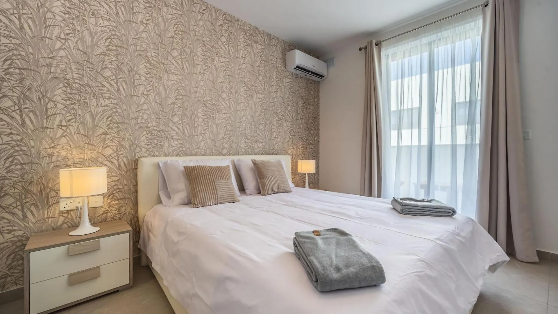 Modern Marvel Apartment With City Views Msida Malta