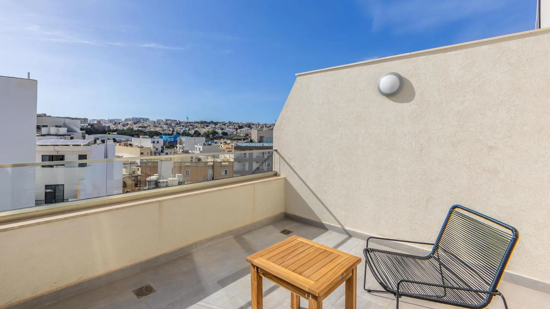 Modern Marvel Apartment With City Views Msida Malta
